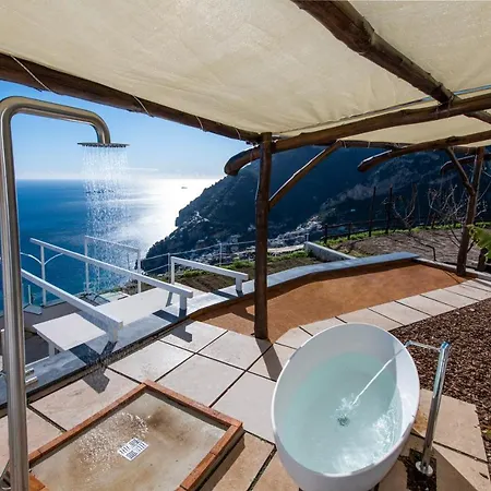 Dom wakacyjny La Tagliata Spectacular Jacuzzi Tub Amazing View And Private Parking Garage
