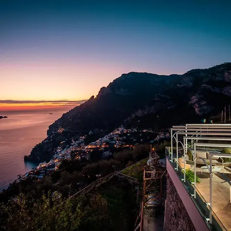 La Tagliata Spectacular Jacuzzi Tub Amazing View And Private Parking Garage Holiday home