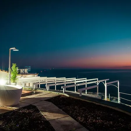 La Tagliata Spectacular Jacuzzi Tub Amazing View And Private Parking Garage Casa de Férias *