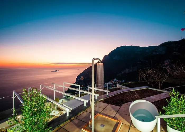 La Tagliata Spectacular Jacuzzi Tub Amazing View And Private Parking Garage Positano