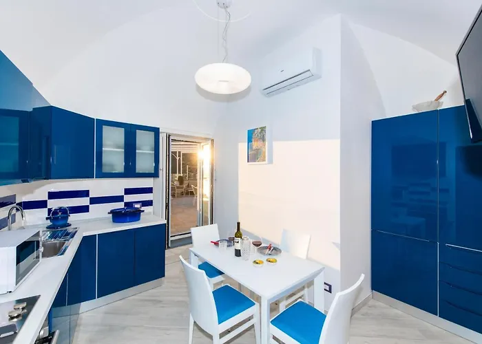 La Tagliata Spectacular Jacuzzi Tub Amazing View And Private Parking Garage *