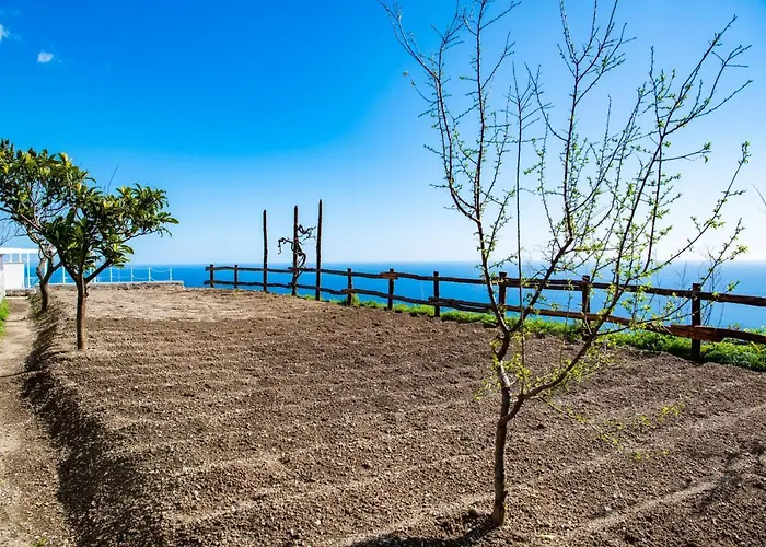 La Tagliata Spectacular Jacuzzi Tub Amazing View And Private Parking Garage Casa vacanze
