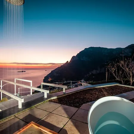 La Tagliata Spectacular Jacuzzi Tub Amazing View And Private Parking Garage Tatil Evi *