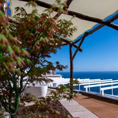 펜션 La Tagliata Spectacular Jacuzzi Tub Amazing View And Private Parking Garage 포지타노