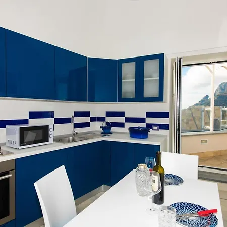 Tatil Evi La Tagliata Spectacular Jacuzzi Tub Amazing View And Private Parking Garage *