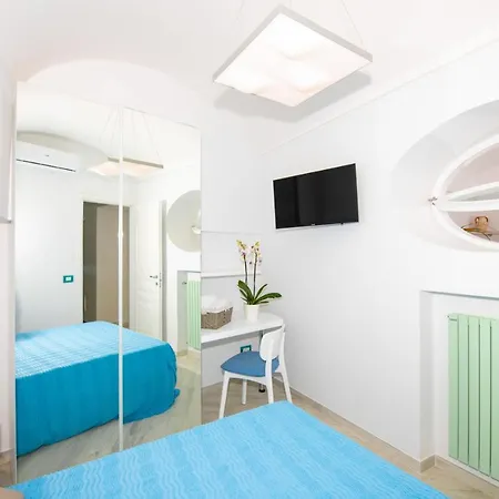 La Tagliata Spectacular Jacuzzi Tub Amazing View And Private Parking Garage