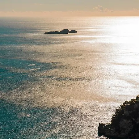 La Tagliata Spectacular Jacuzzi Tub Amazing View And Private Parking Garage *